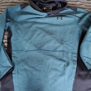 Under Armour Men's hoodie size Large